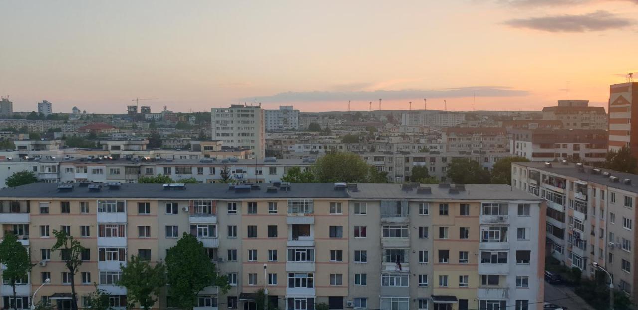 Modern Appartement Piteşti Buitenkant foto