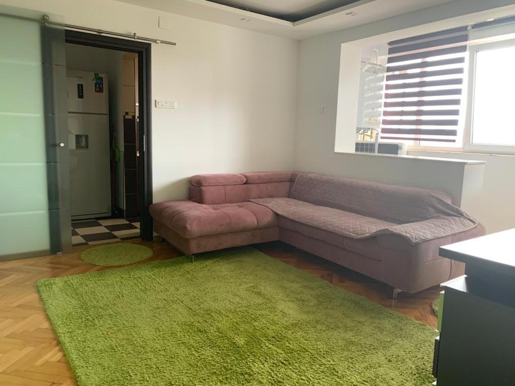 Modern Appartement Piteşti Buitenkant foto